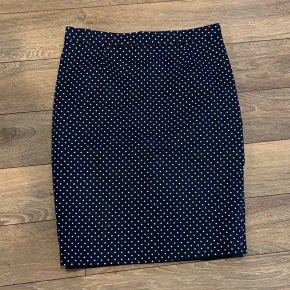 Polk a dot skirt - Picture 1 of 1